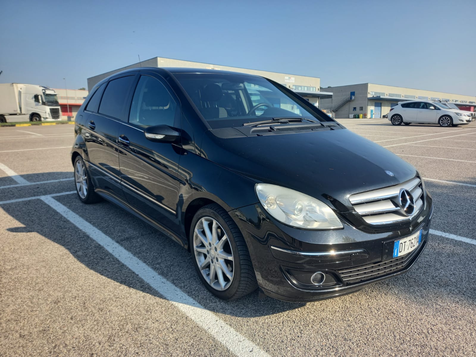 Noleggio auto ed automezzi ad Ascoli Piceno